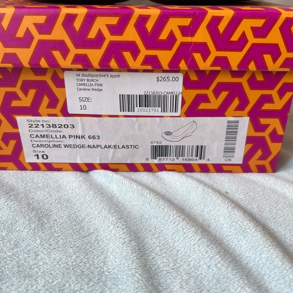 Tory Burch, Caroline Wedge in Camille pink. Gently used in original box. - Picture 4 of 7